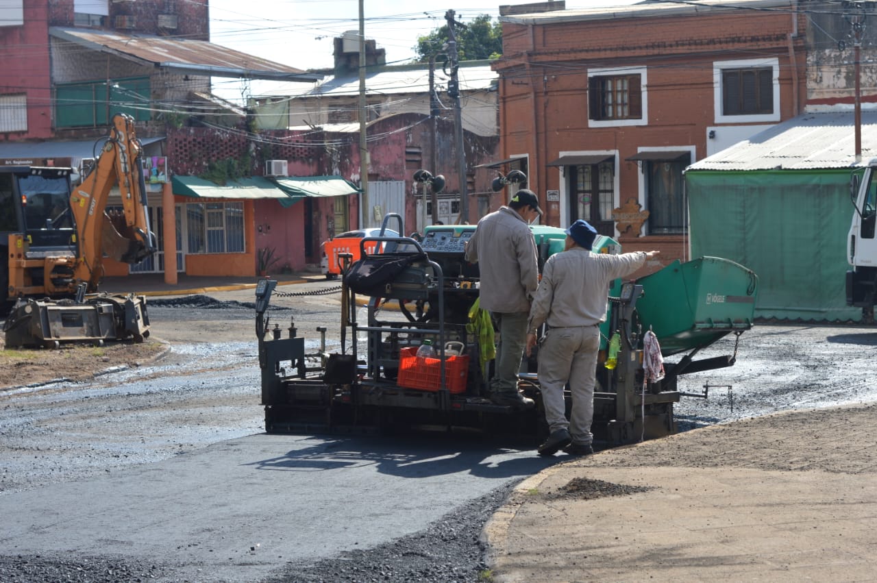 Ejecutan obras en varias calles céntricas para mejorar la circulación vehicular imagen-4