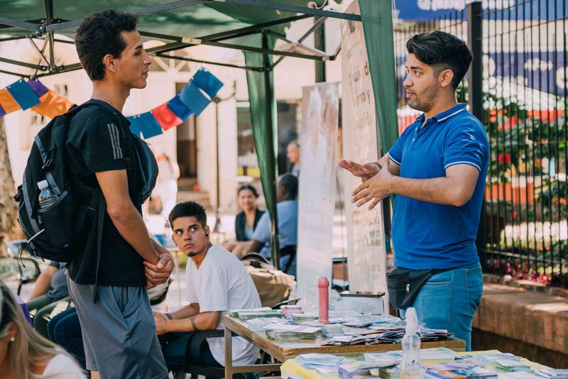 Acciones de concientización en la plaza 9 de Julio de Posadas en el Día del Preservativo imagen-2