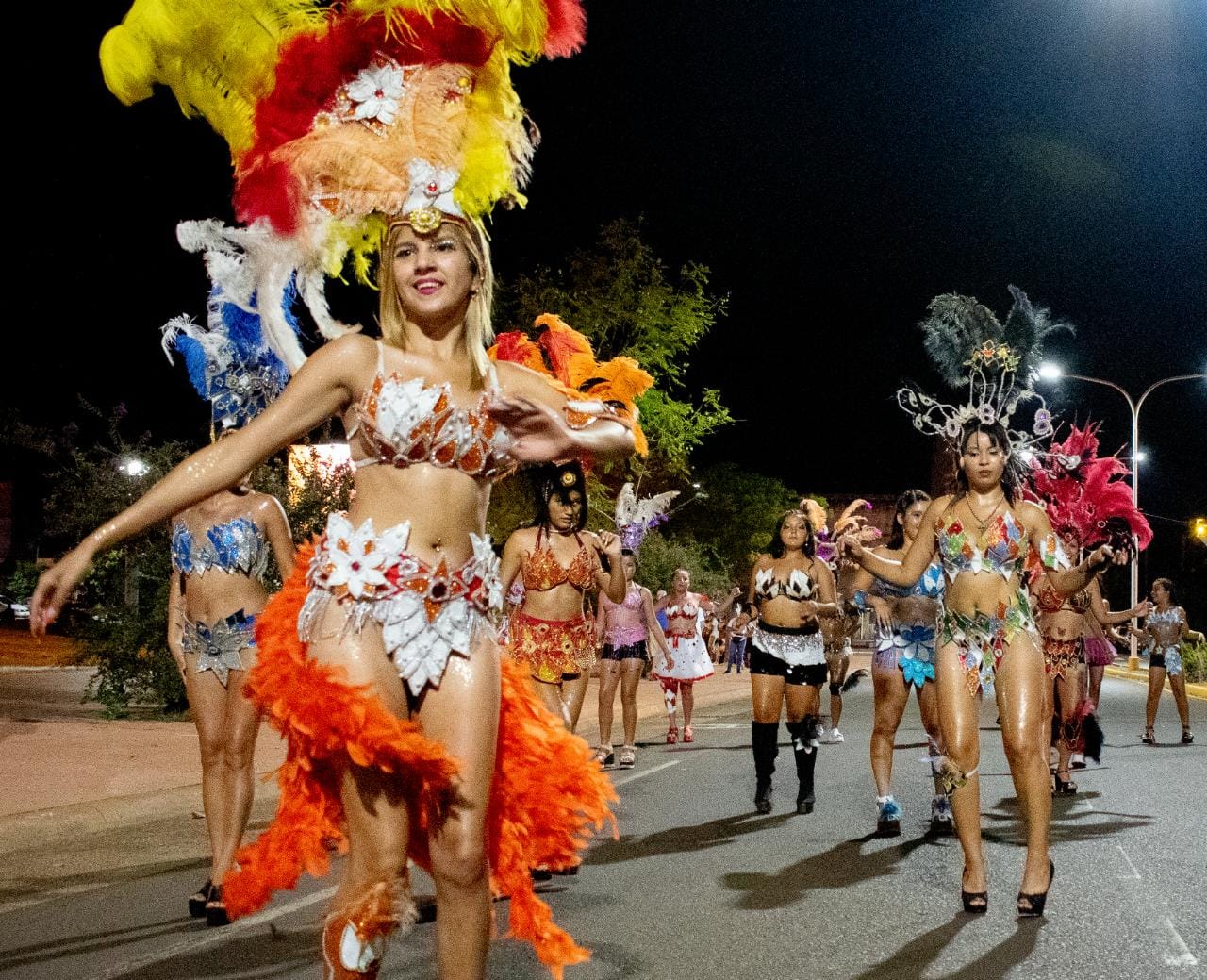 La fiebre de los Carnavales Posadeños llega a Itaembé Miní imagen-2