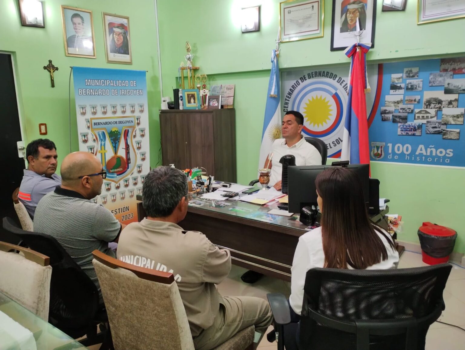 Empleados municipales de Bernardo de Irigoyen acordaron un 20% de aumento salarial imagen-5